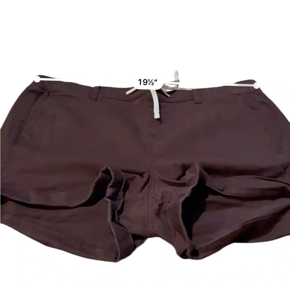Torrid Pull-On Stretch Twill Boyfriend Drawstring‎ Waist Shorts in Puce Sz 2X
